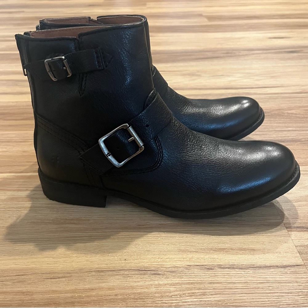 NWOT Frye Tyler Engineer Black Boots Womens 7.5